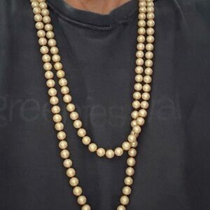 Elegant Cream Pearl Necklace